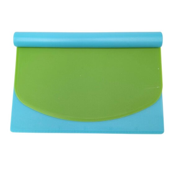 Raddish Kids Spring Picnic Bench Scraper Set Aqua Green Plastic Recipes Patch - Picture 5 of 11